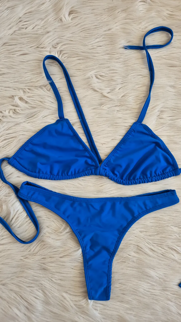 Bikini triangulito.
Nueva.
Talle 3 (95).
Con espacio para colocar tazas.