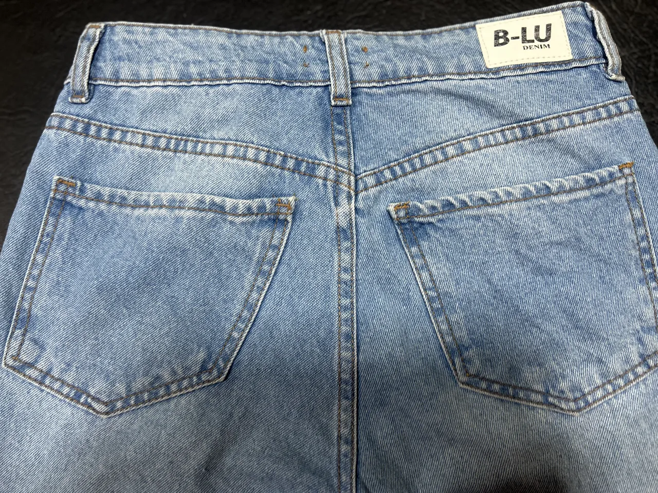 Jean B-lu - imagen 4