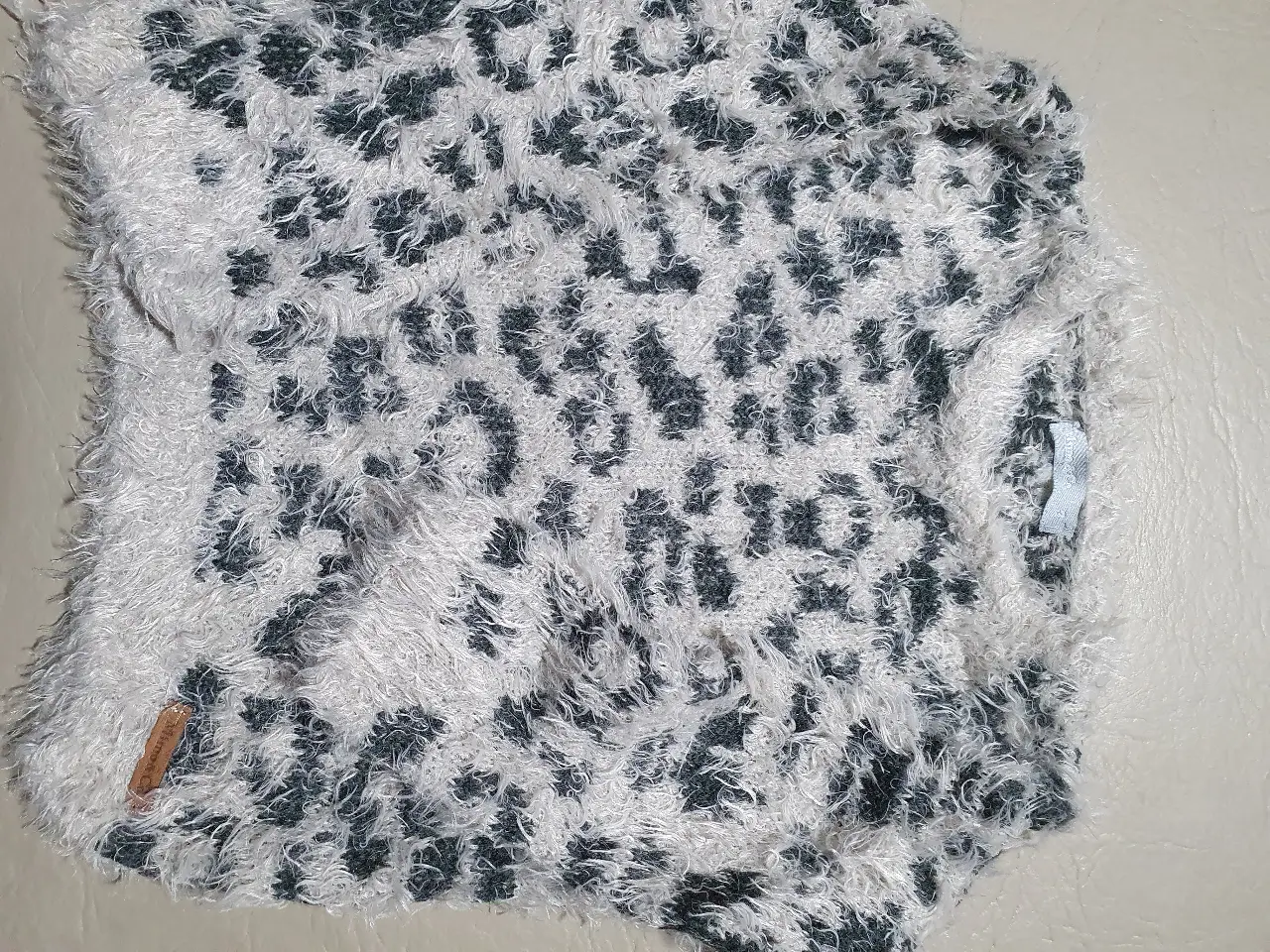 Sweater de cuello redondo Mimo & Co - imagen 1