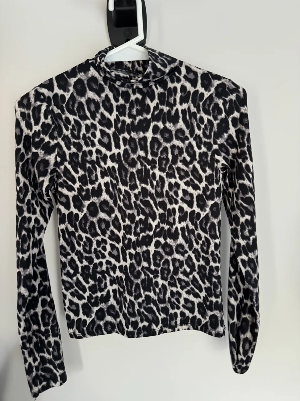 Remera A ≠ - imagen 2