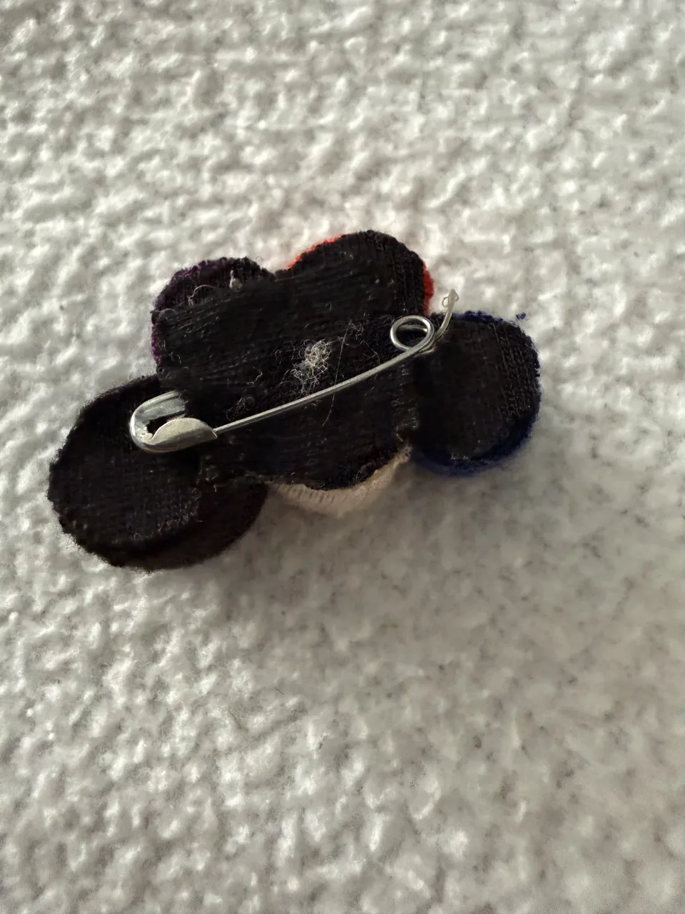 Broche Artesanal miniatura 2