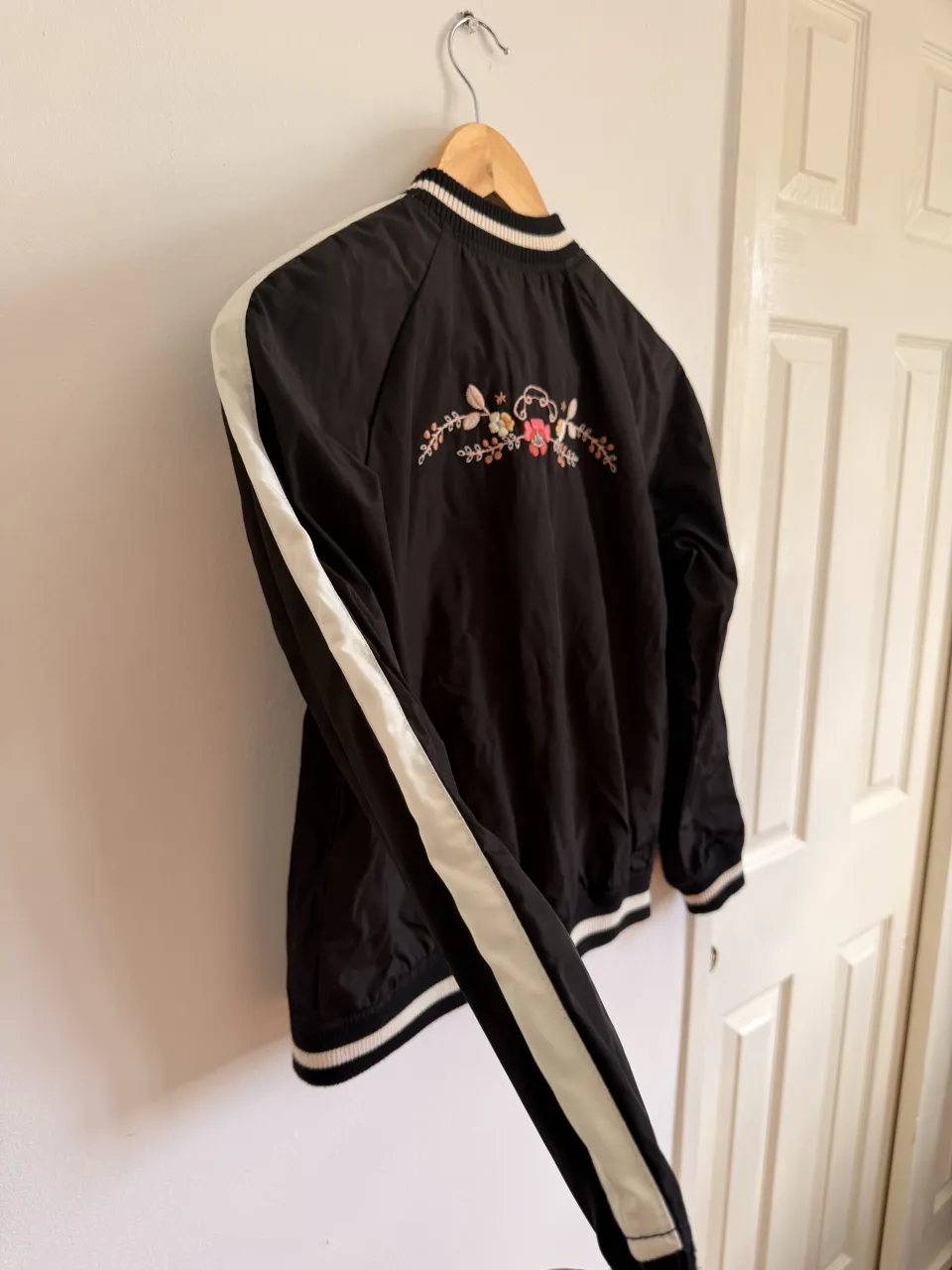 Campera bomber Forever 21 - imagen 7
