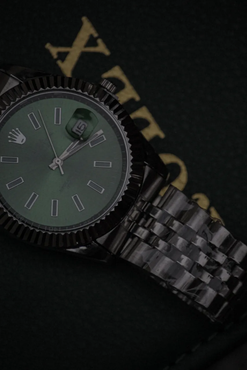Reloj A ≠ - imagen 3