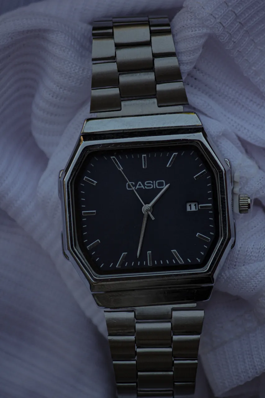 Reloj A ≠ - Vista 6