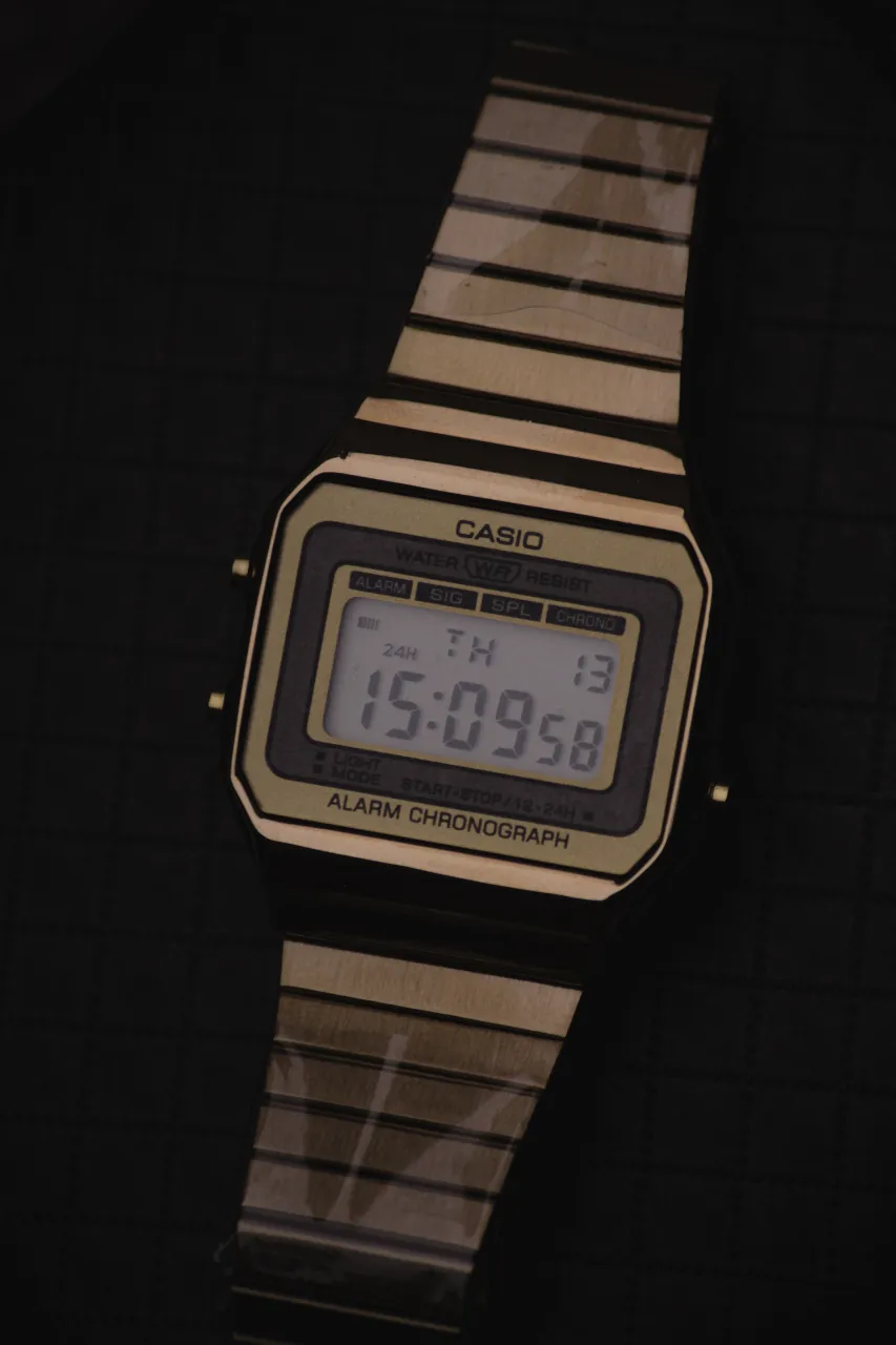 Reloj A ≠ - Vista 8