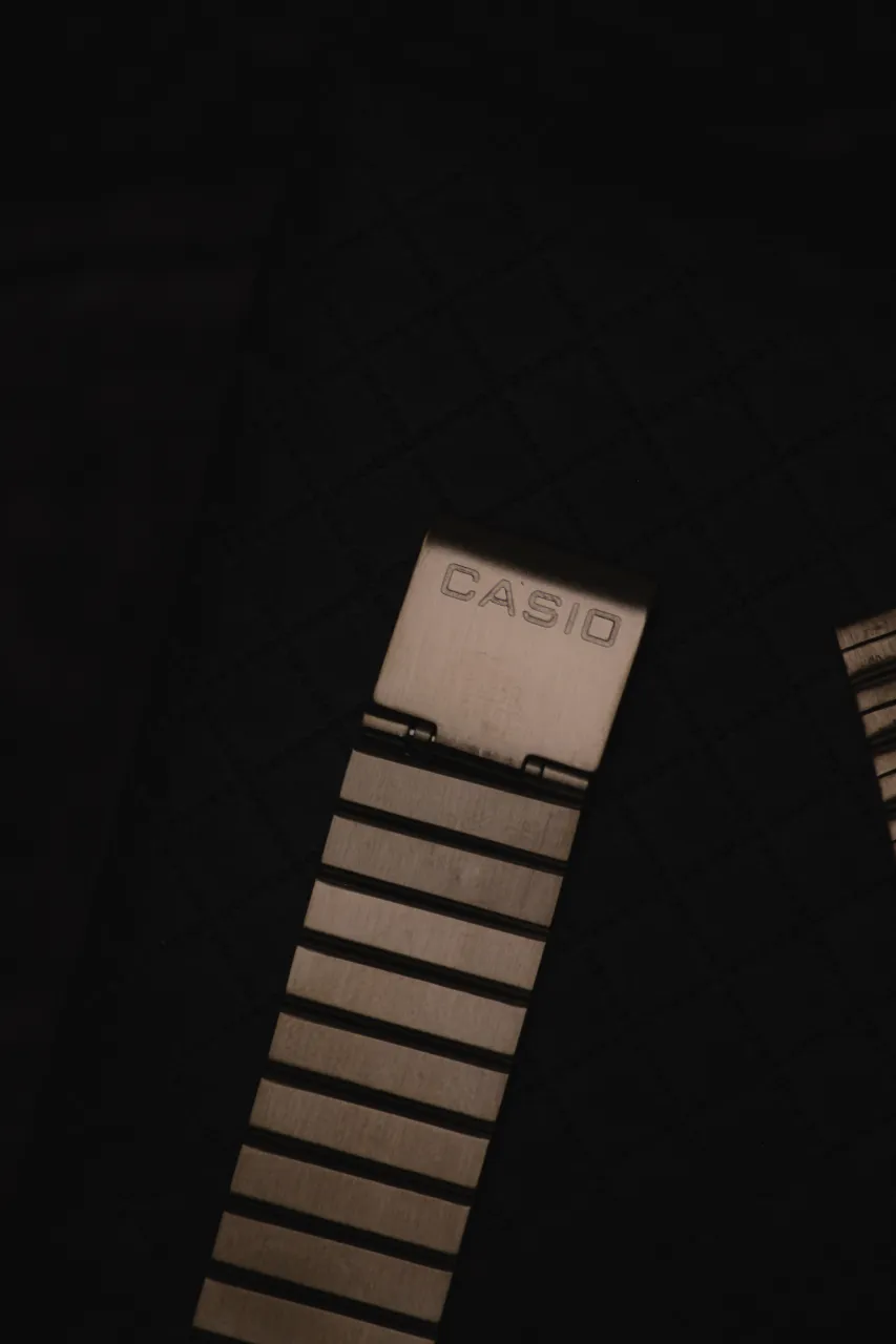 Reloj A ≠ - Vista 4