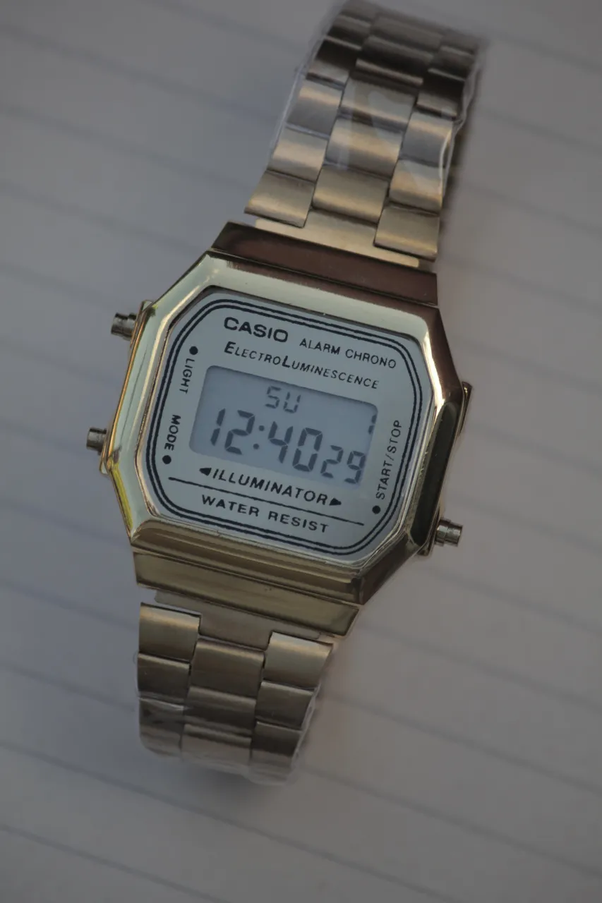 Reloj A ≠ - Vista 2