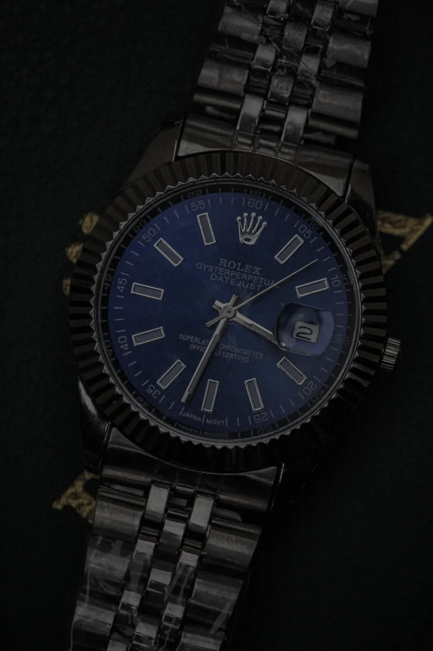 Reloj A ≠ - Vista 3