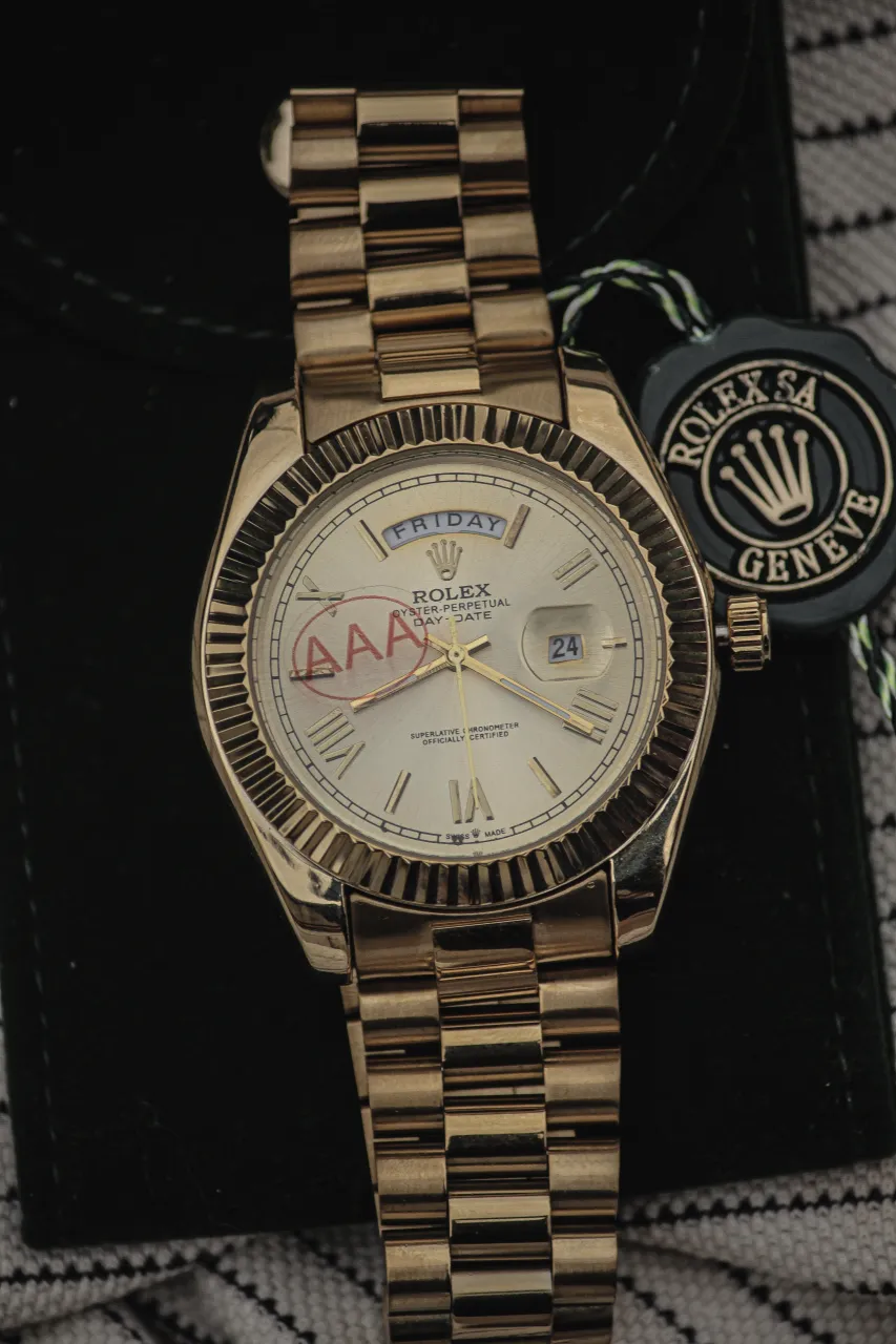 Reloj A ≠ - imagen 6