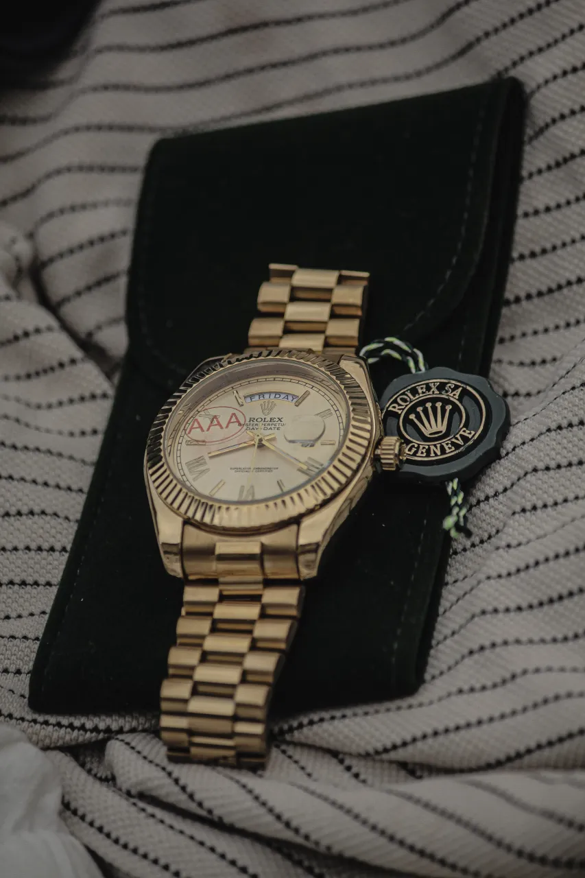 Reloj A ≠ - imagen 7