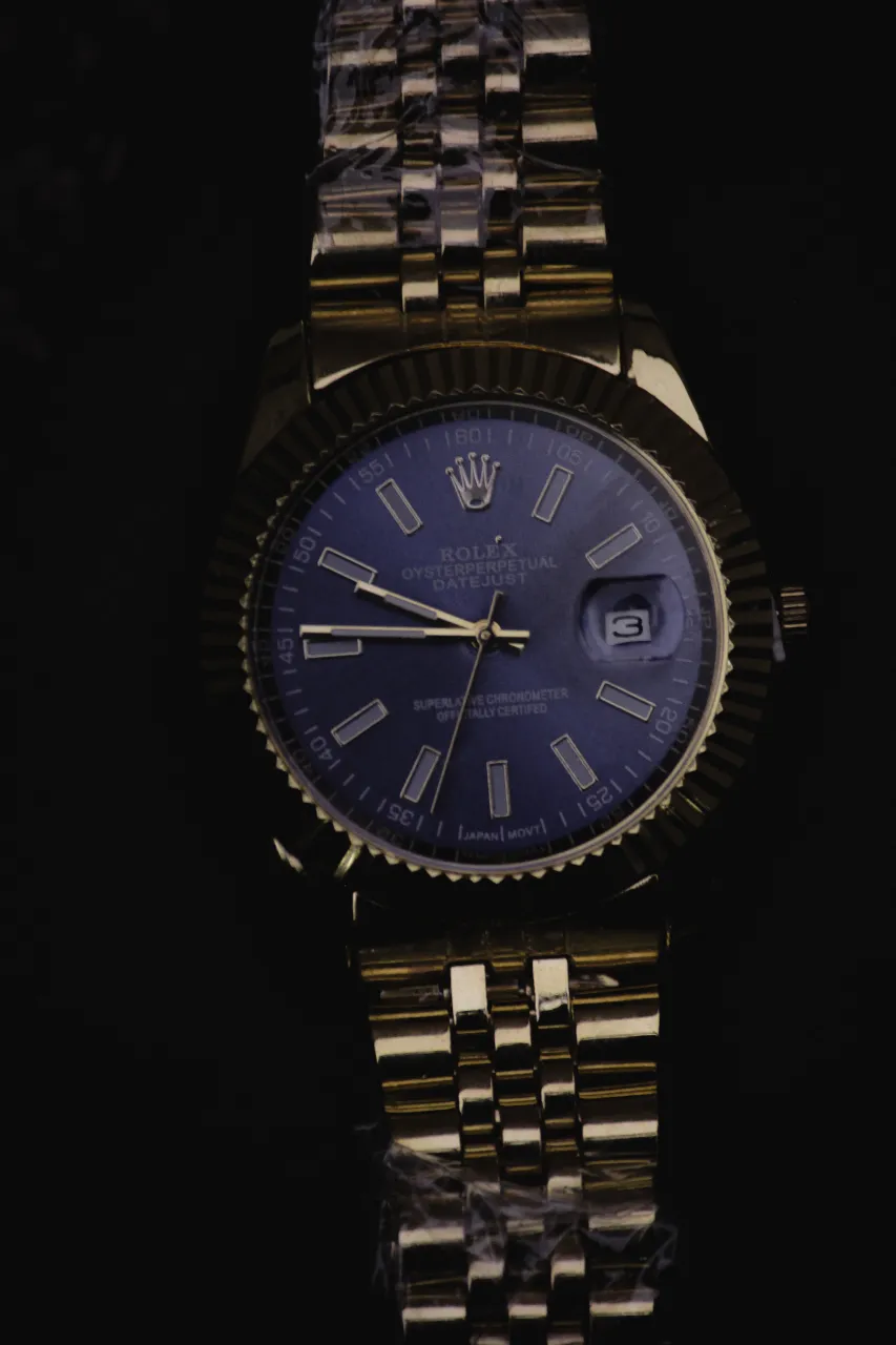 Reloj A ≠ - imagen 4
