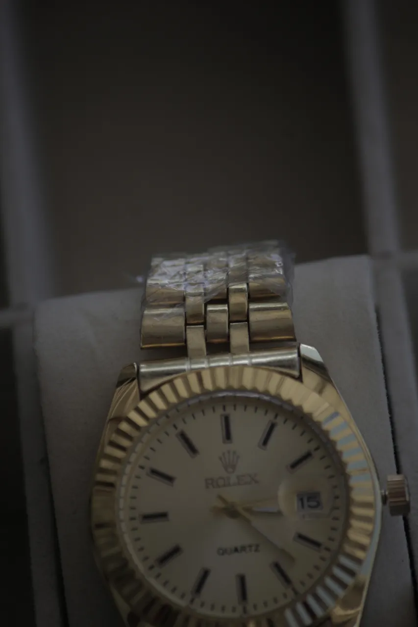 Reloj A ≠ - imagen 6