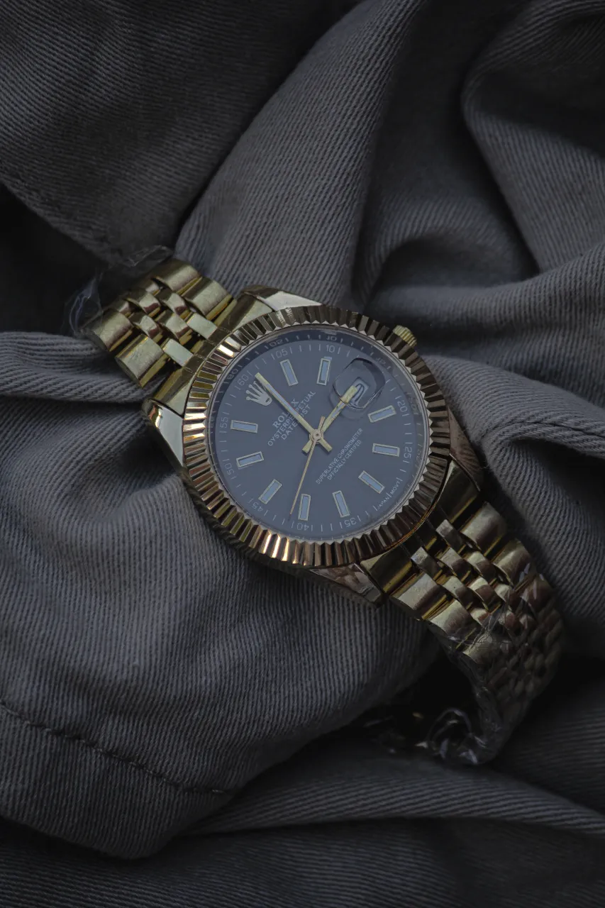 Reloj A ≠ - imagen 5