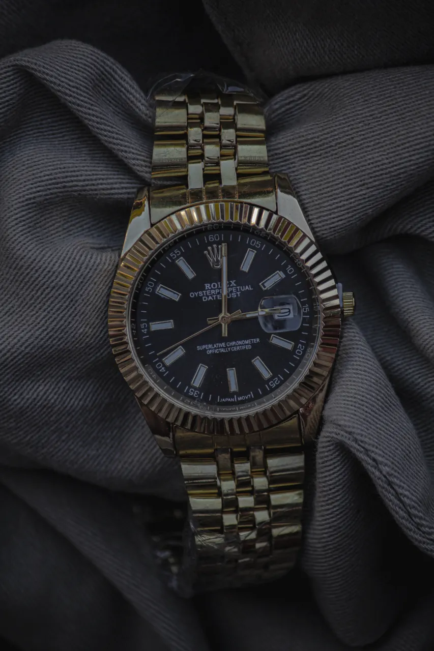 Reloj A ≠ - imagen 2