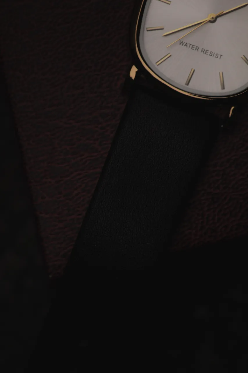 Reloj A ≠ - Vista 2