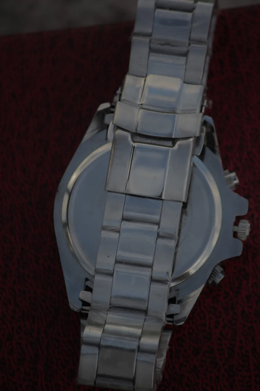 Reloj A ≠ miniatura 7