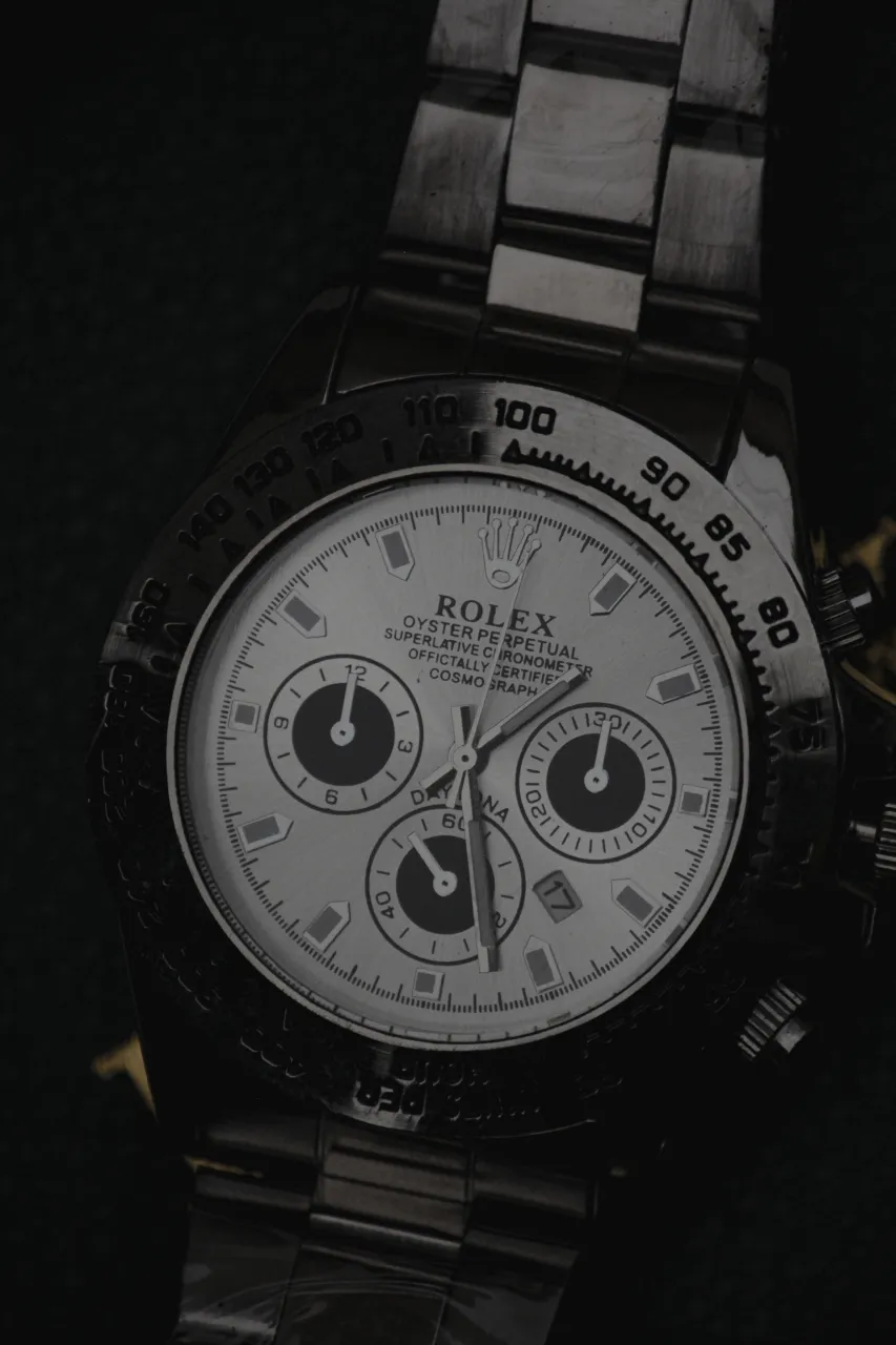Reloj A ≠ - Vista 3