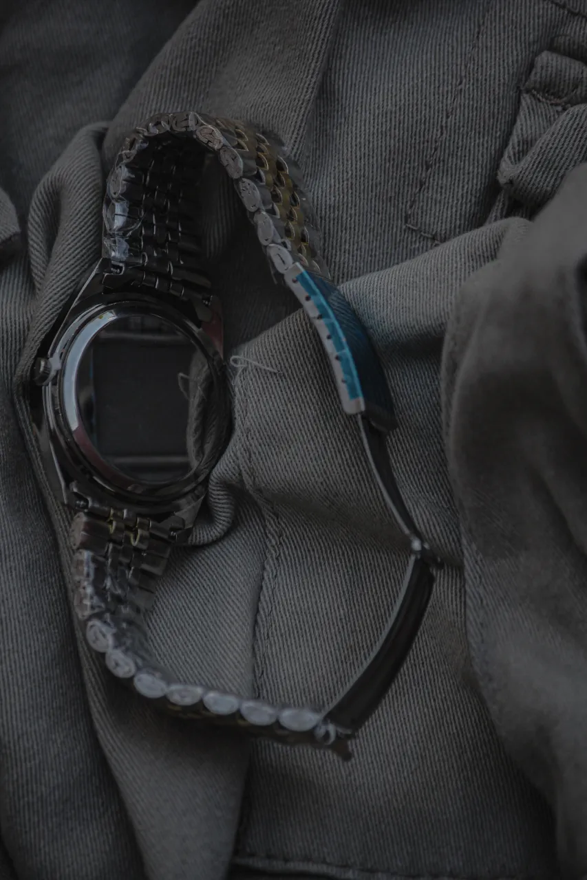 Reloj A ≠ - imagen 4