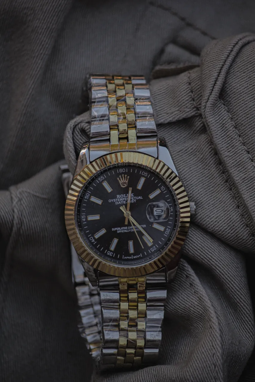 Reloj A ≠ - imagen 3