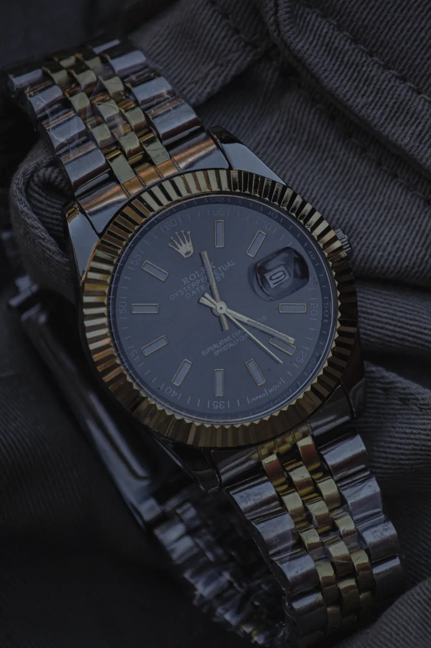 Reloj A ≠ - imagen 6