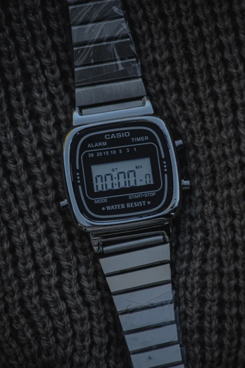 Reloj Casio miniatura 7