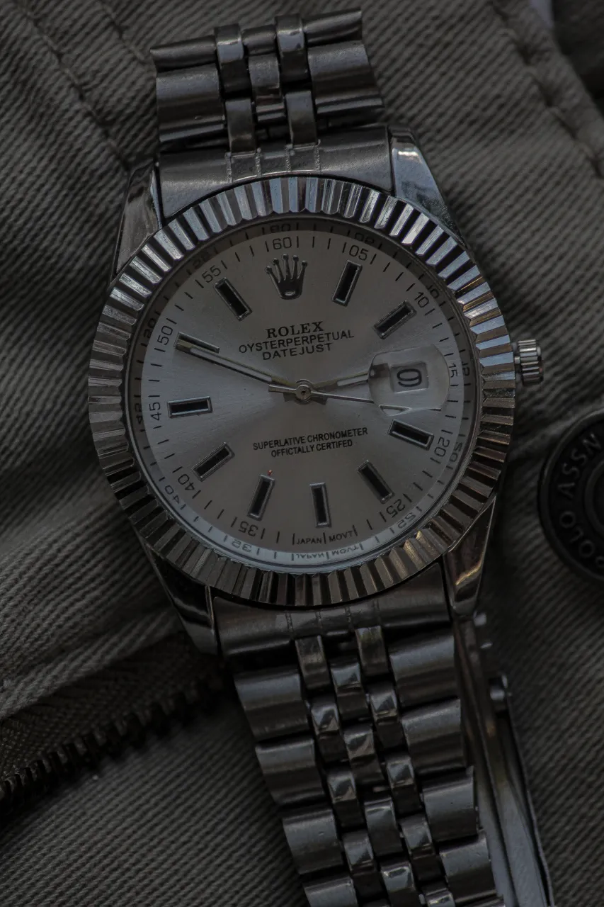 Reloj A ≠ - imagen 2