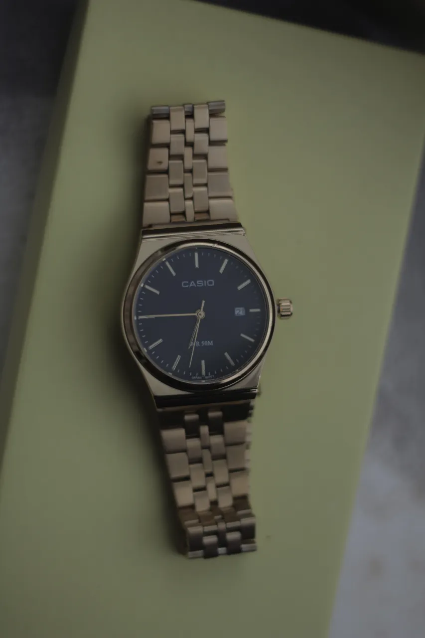 Reloj A ≠ - Vista 6