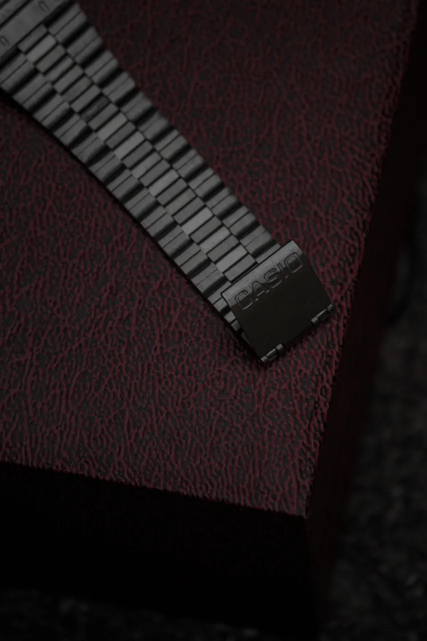 Reloj A ≠ - Vista 4