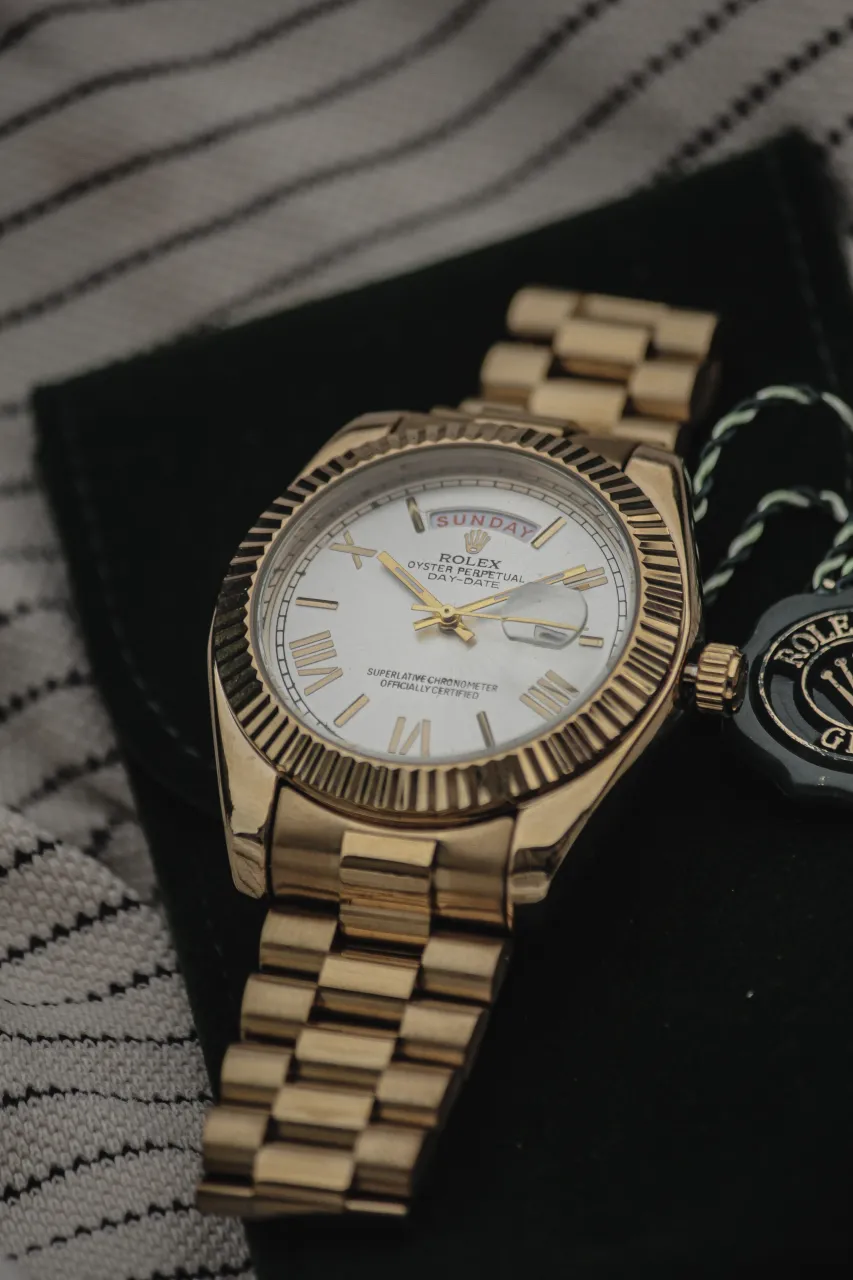 Reloj A ≠ - imagen 8