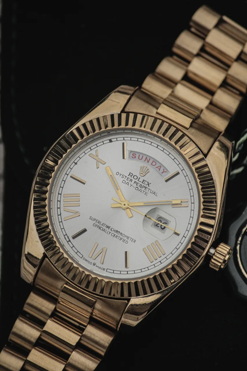 Reloj A ≠ - imagen 4