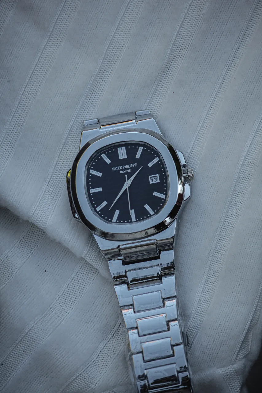 Reloj A ≠ - imagen 9