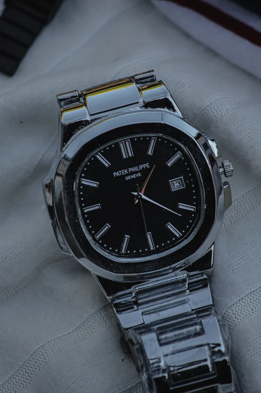 Reloj A ≠ - imagen 5