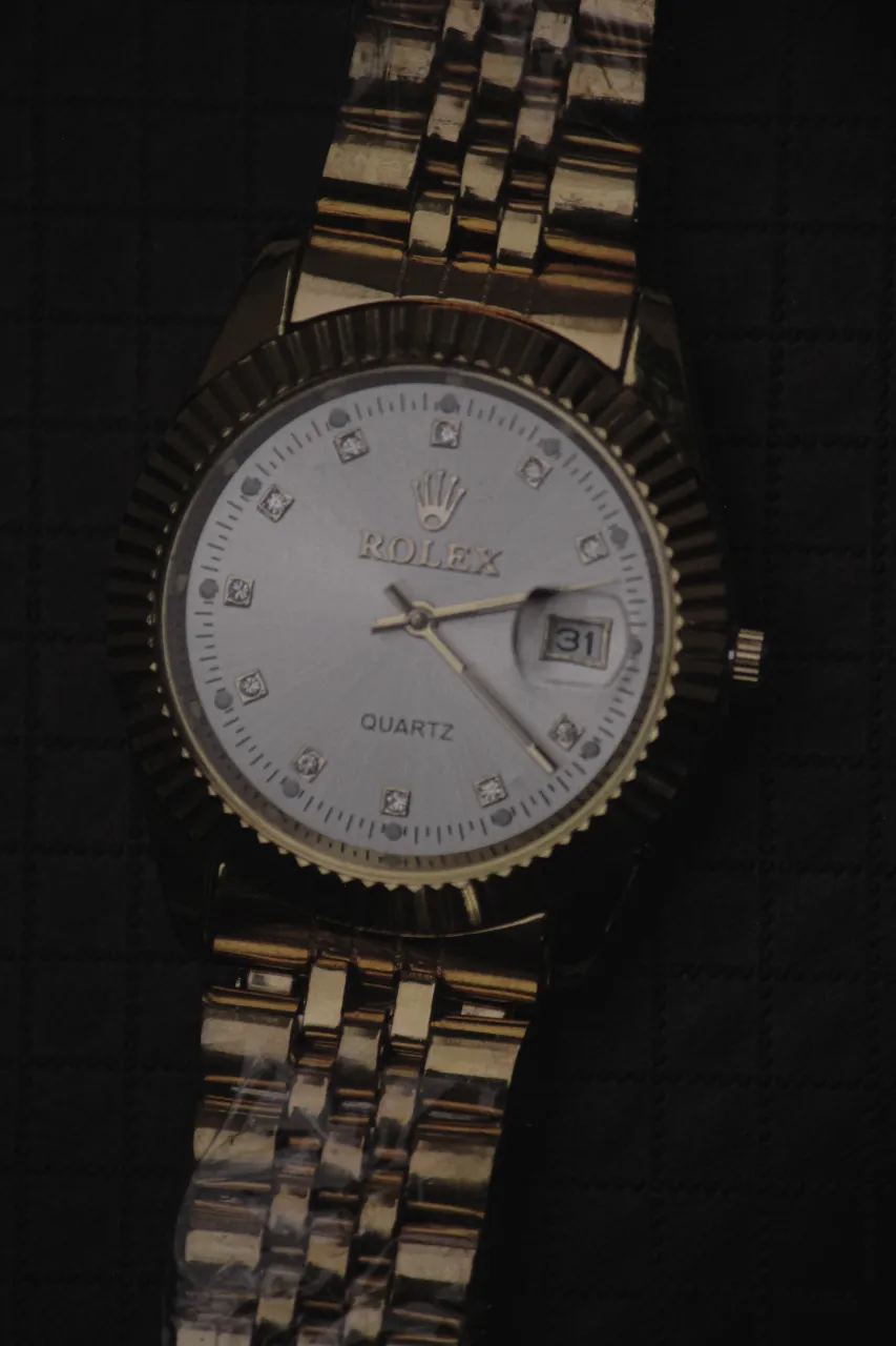 Reloj A ≠ miniatura 4