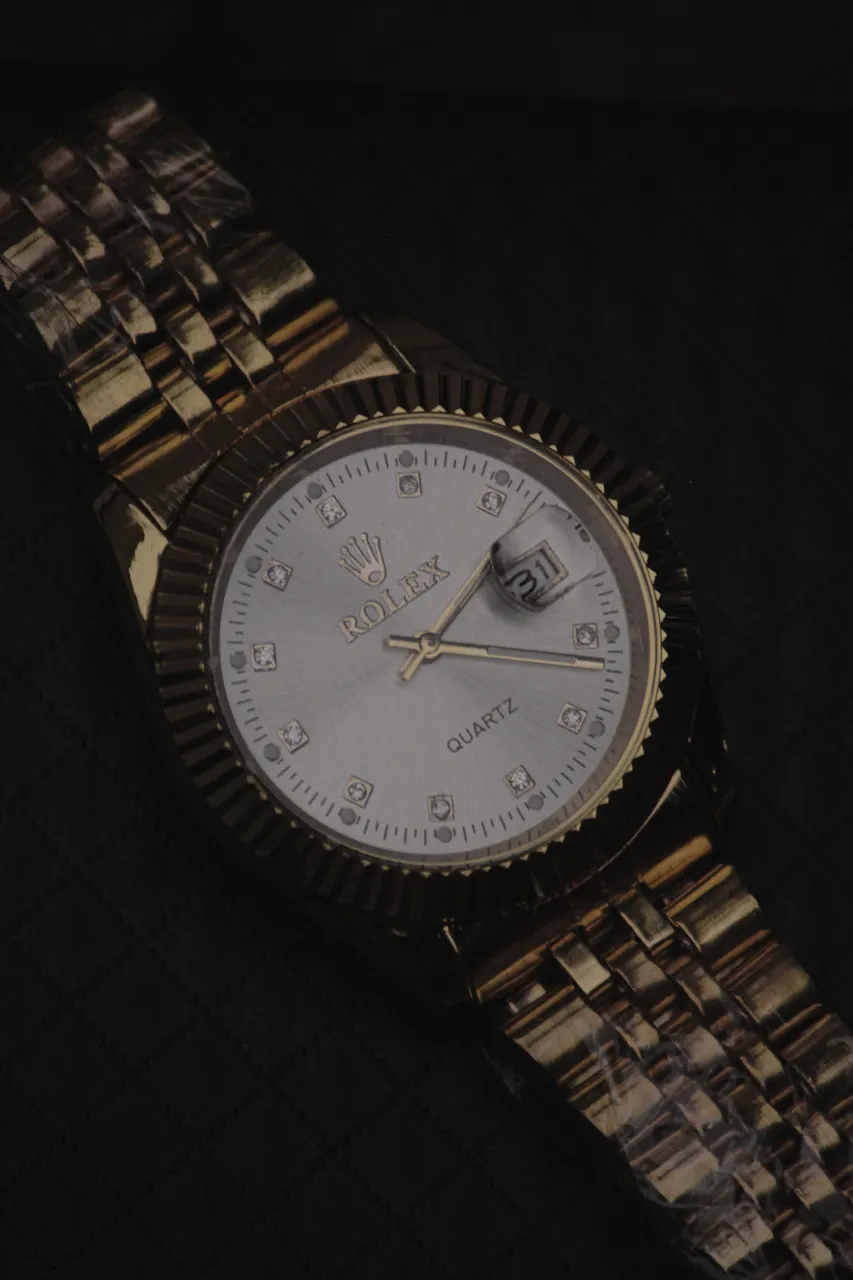 Reloj A ≠ - Vista 2