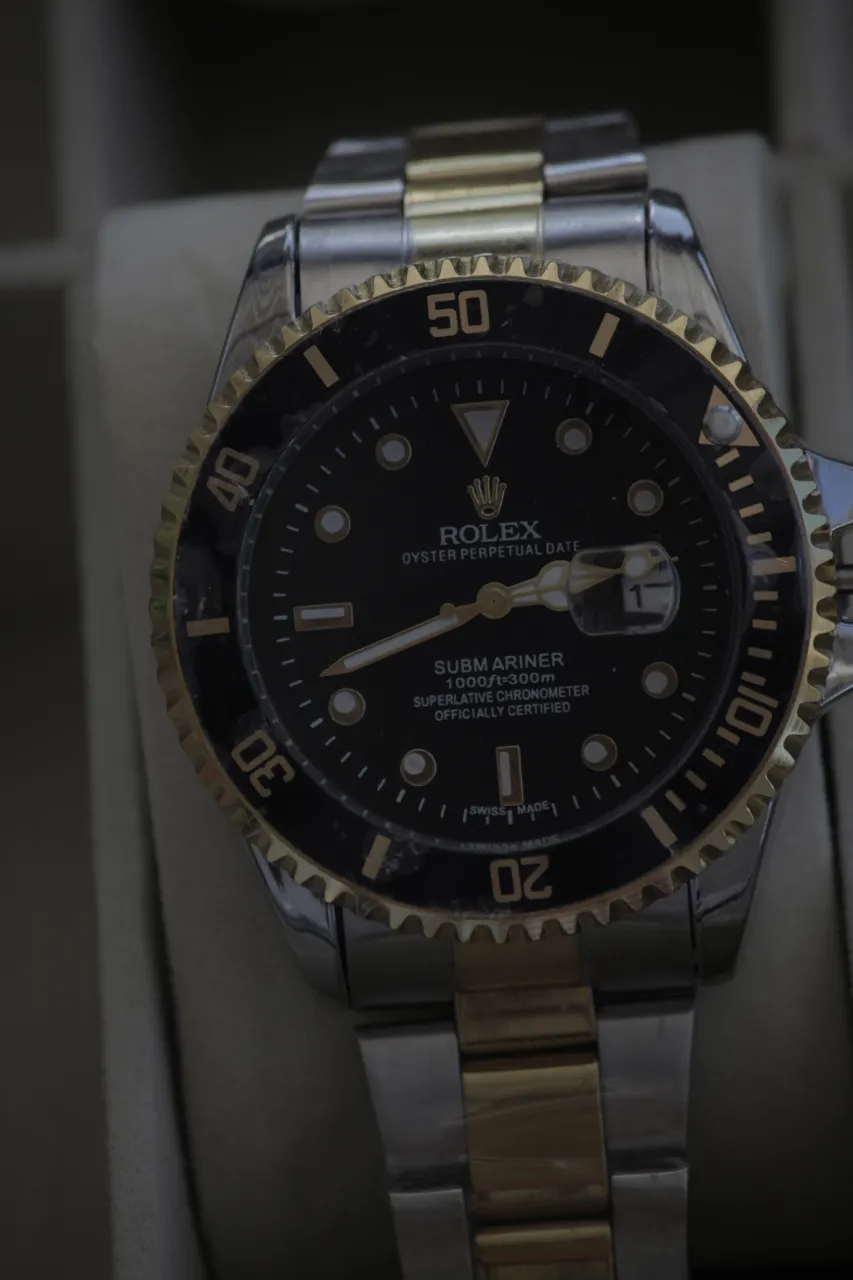 Reloj A ≠ - Vista 2