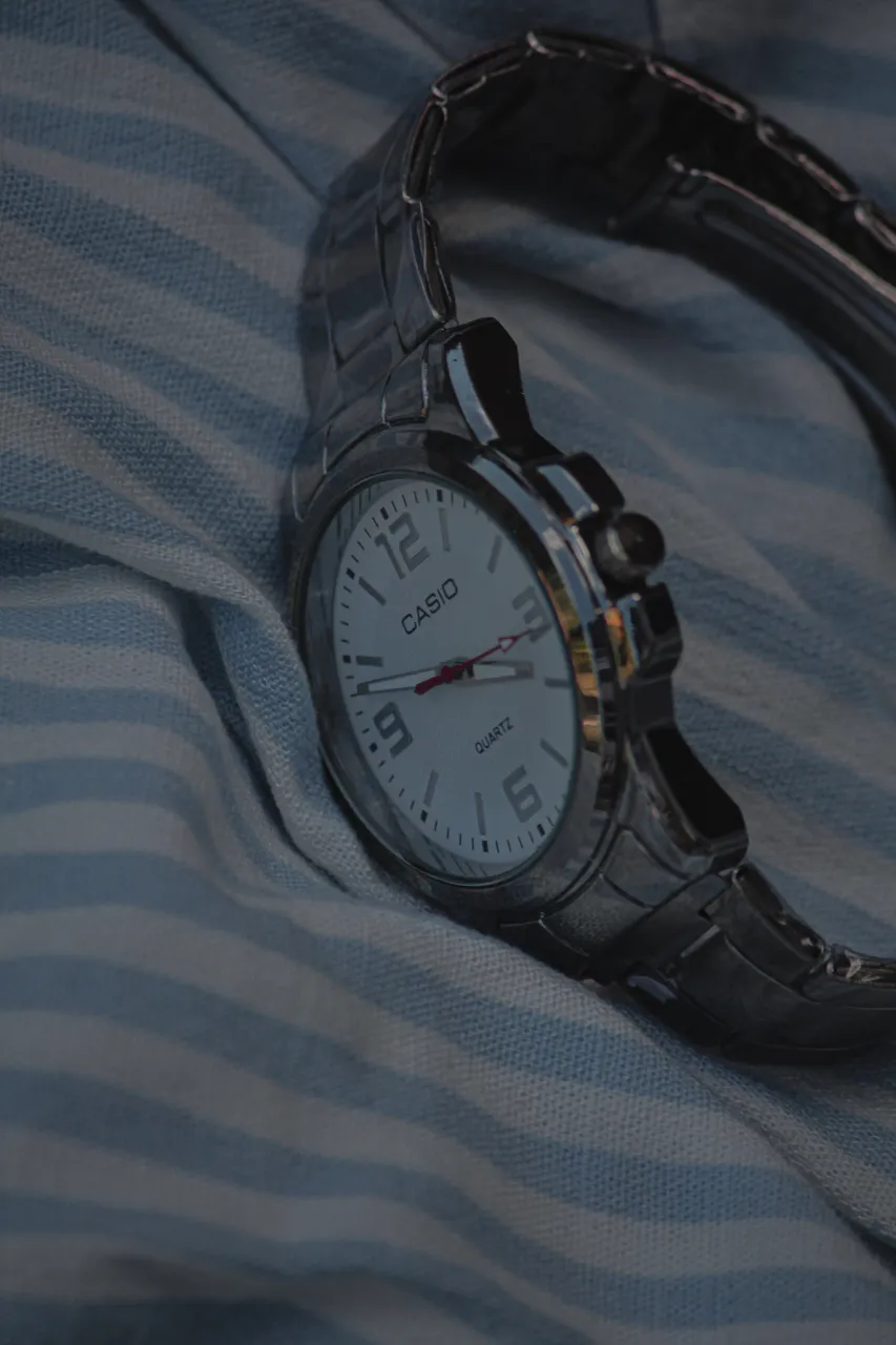 Reloj A ≠ - Vista 8