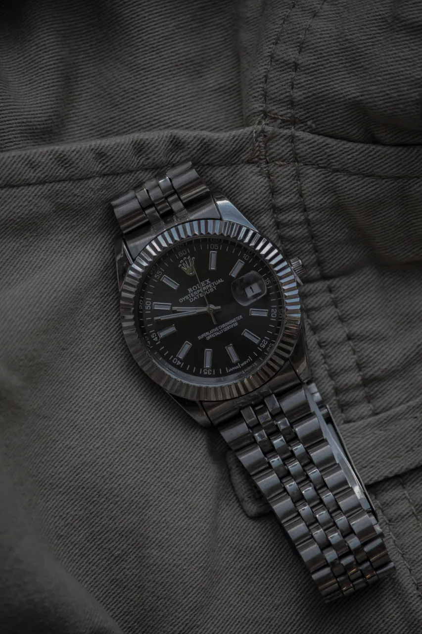Reloj A ≠ - imagen 1