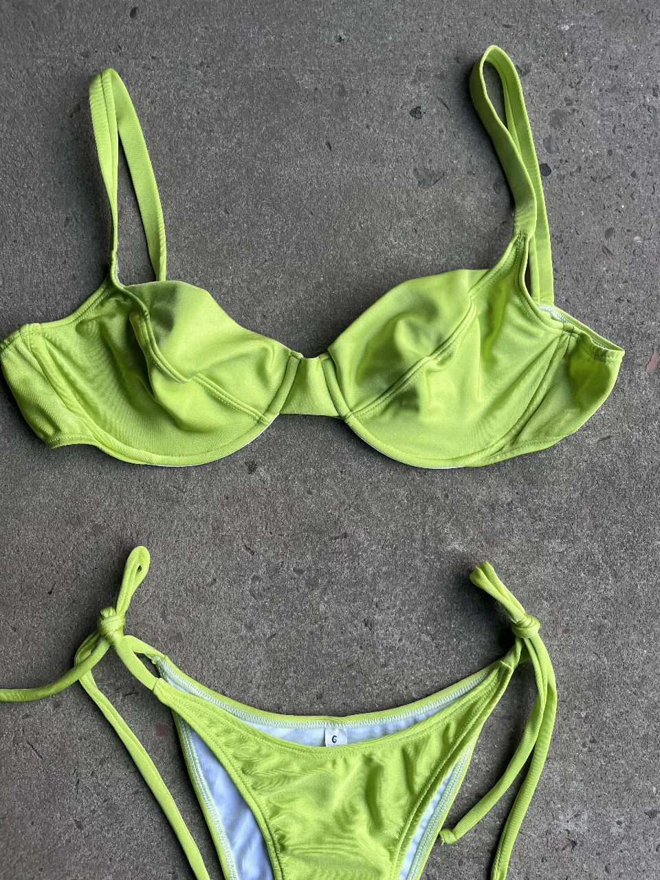 Bikini Otra - Vista 2