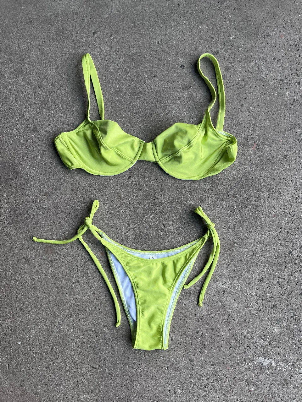 Bikini Otra