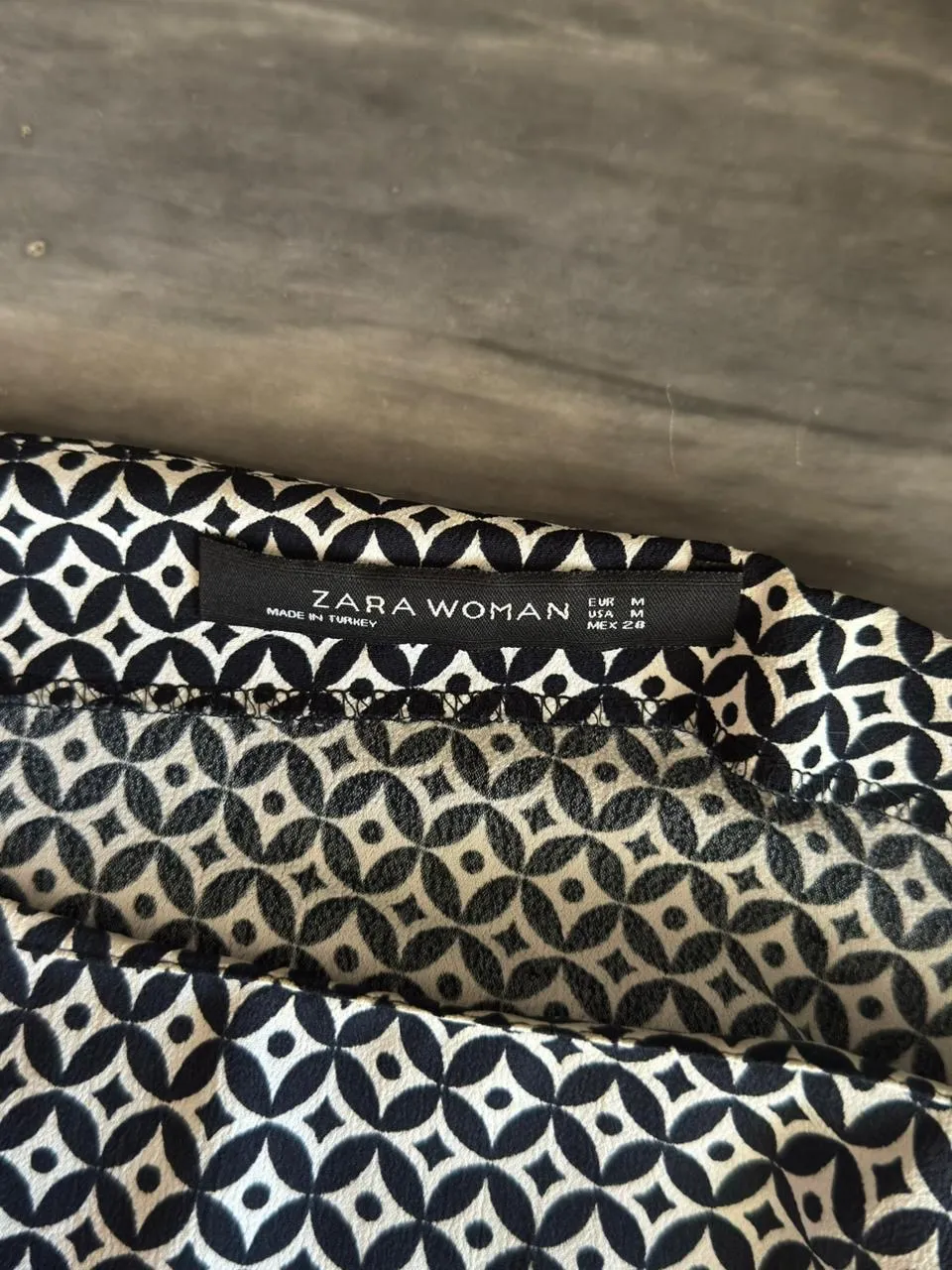 Remera Zara - Vista 3
