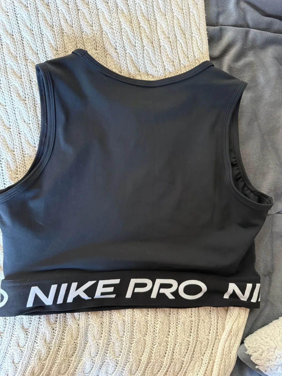 Top Nike - imagen 2