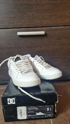 DC Shoes