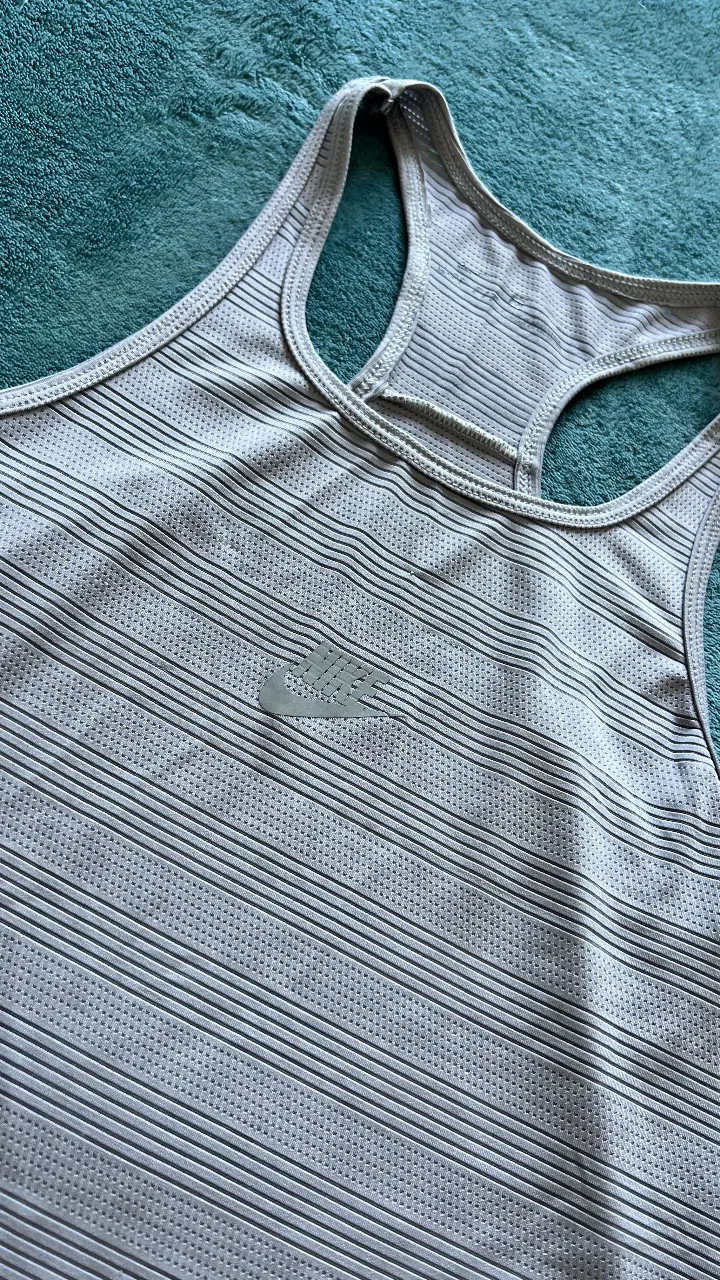 Musculosa Nike - imagen 2