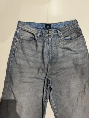 H&M