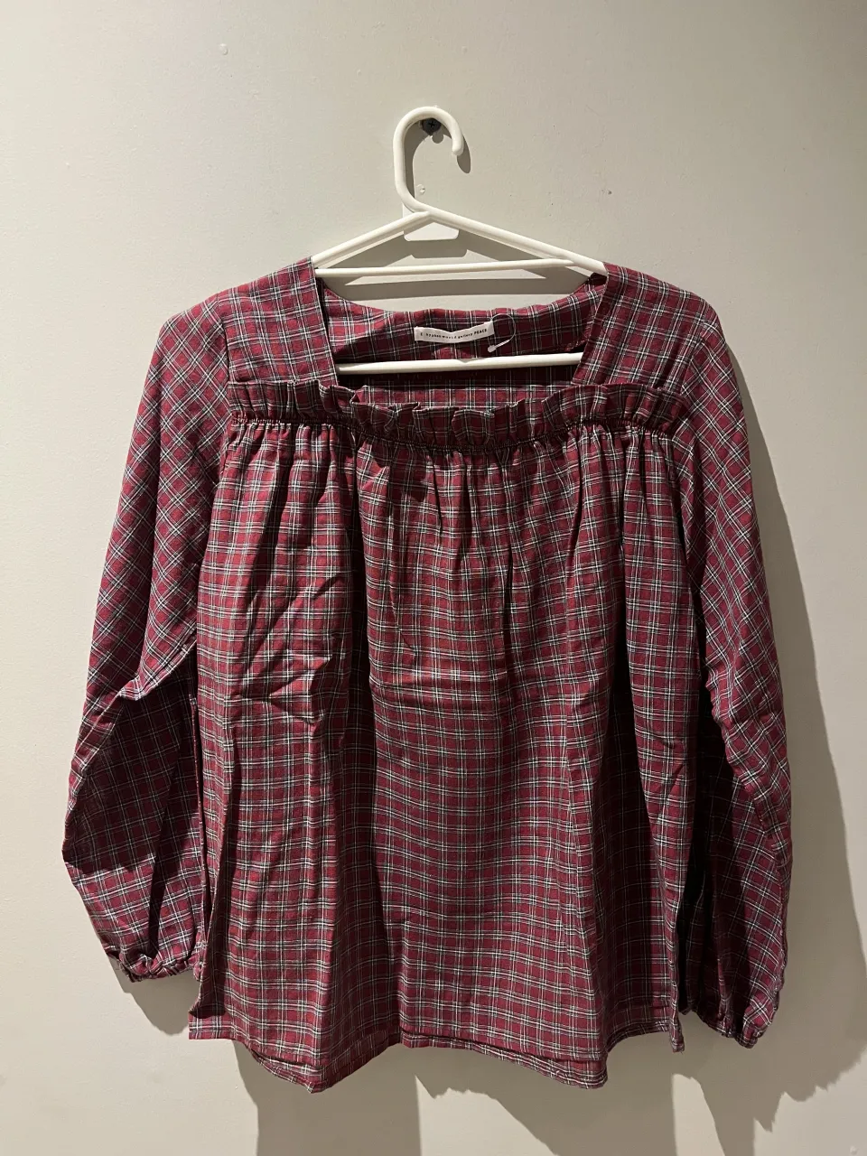 Remera Hyphen world gallery - imagen 1
