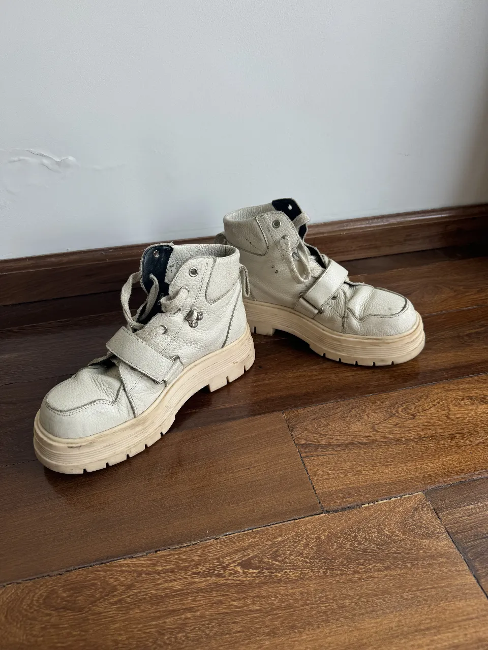 Borcegos Sofia Sarkany - imagen 2