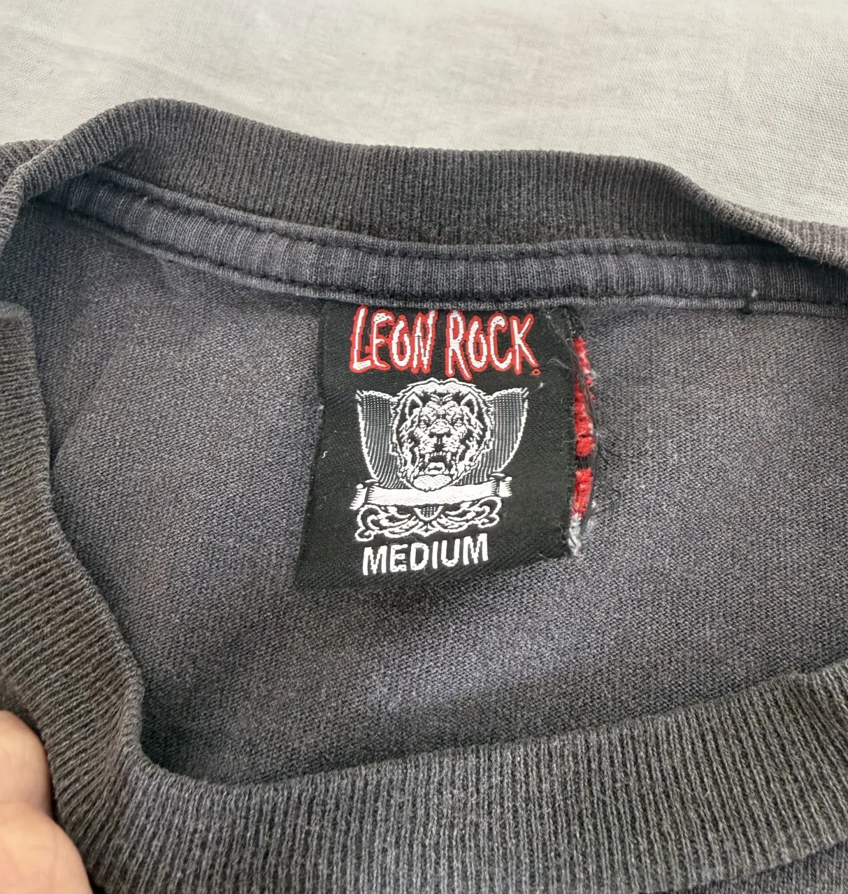 Remera Leon rock - Vista 2