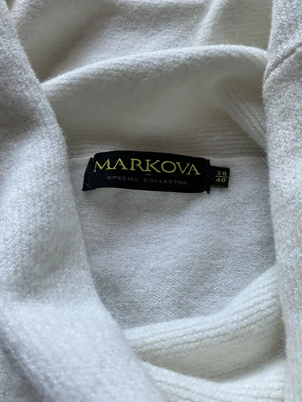 Polera Markova - imagen 1