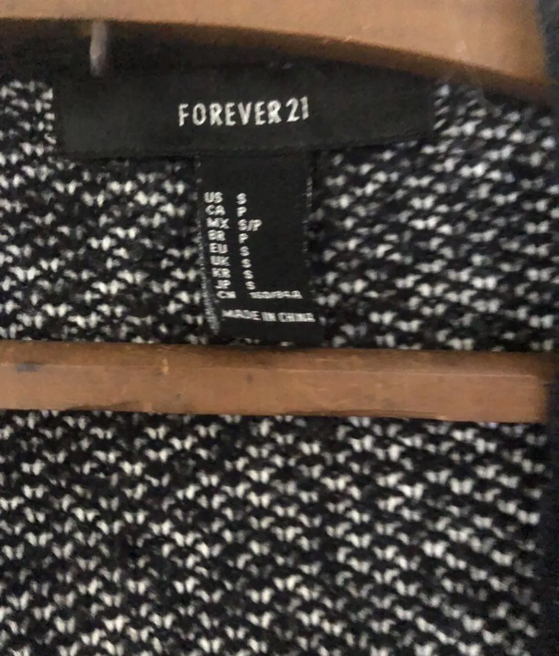 Cardigan Forever 21 - Vista 2