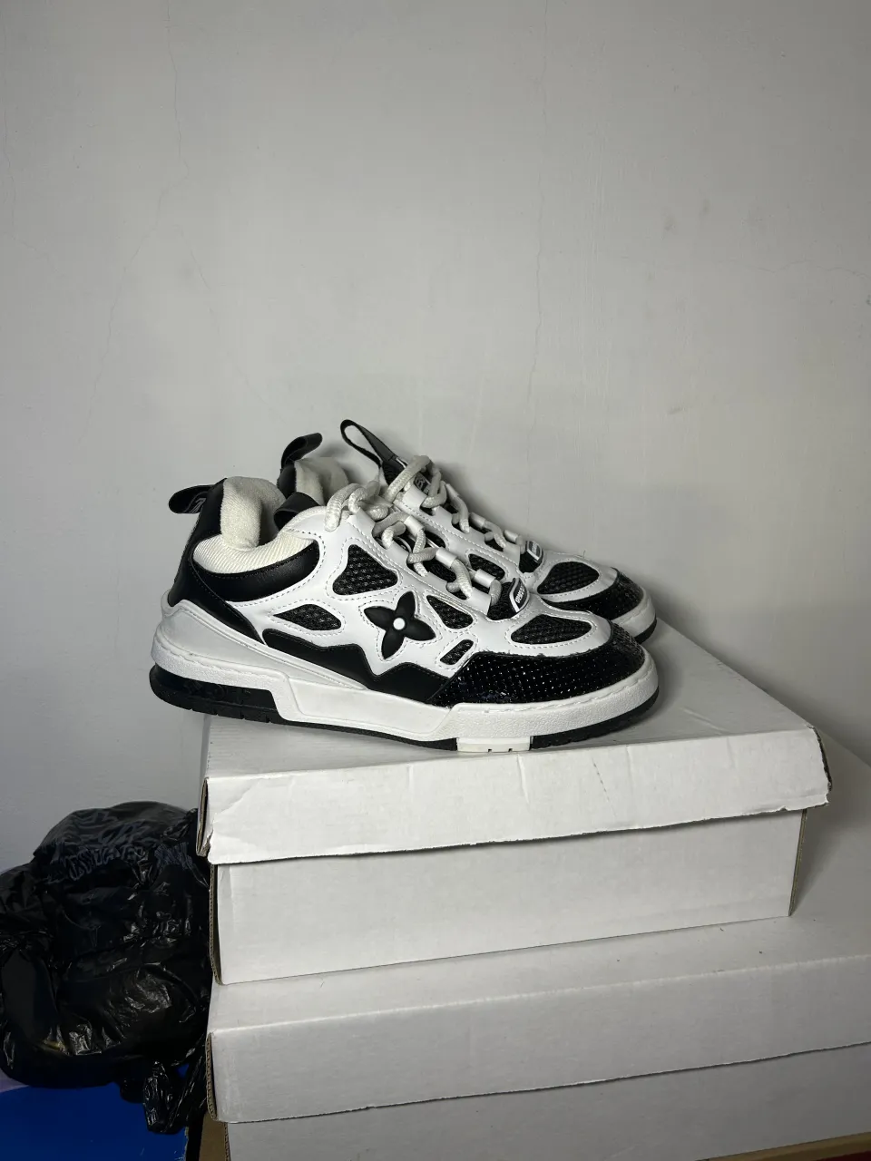 Zapatillas Louis Vuitton - imagen 1